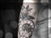 Pomen tetovaže ure Tetovaža zlomljene peščene ure